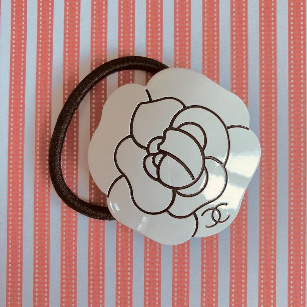 Camellia Acrylic Hair tie